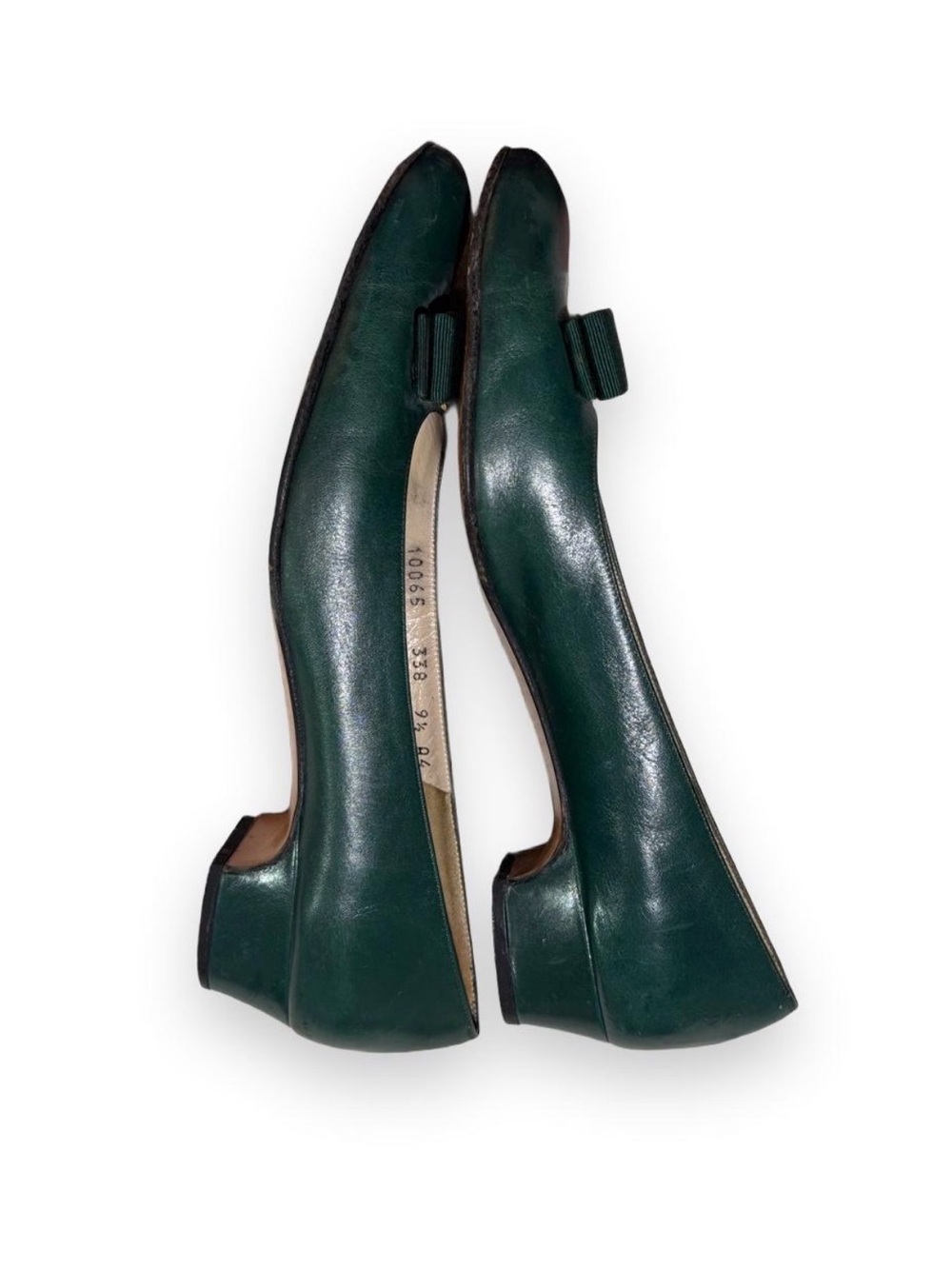 Vintage Salvatore Ferragamo Women’s Dark Green Bow Low Heels - Picture 6 of 9